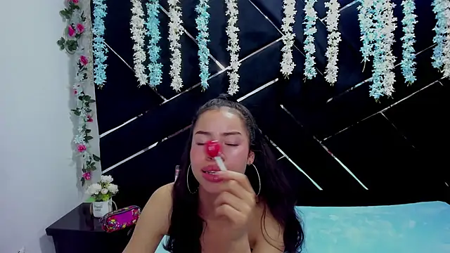 Nanis_James's cam snapshot