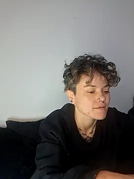 megan_cr's cam snapshot