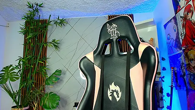 Victoria_Adams14's cam snapshot