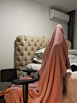 AvaDivaMilf's cam snapshot