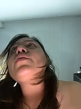 LauraReeves live sex cam