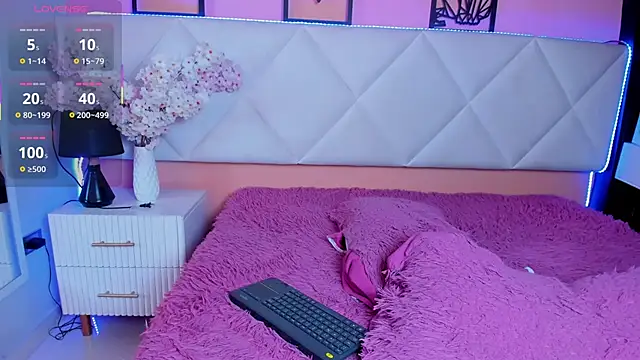 veronica_hill_'s cam snapshot