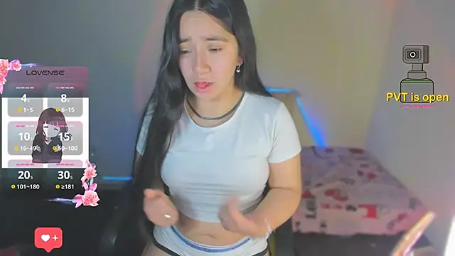 litle_mily_'s cam snapshot