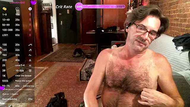 Johnny_Bottoms live sex cam