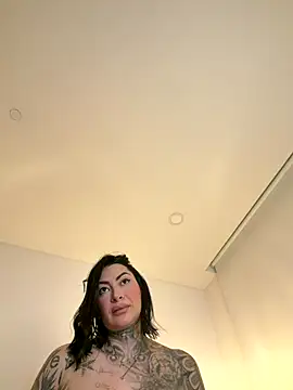 Iam_Annii's cam snapshot