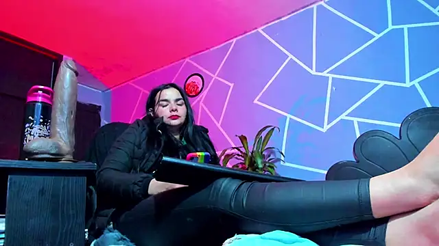 thakytona's cam snapshot