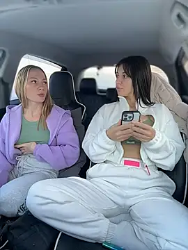 JulliaVegas's cam snapshot