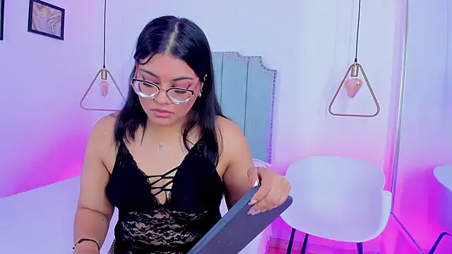 ScarlettWhitmore's cam snapshot