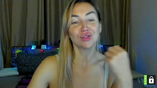 Kiss_julli88I's cam snapshot