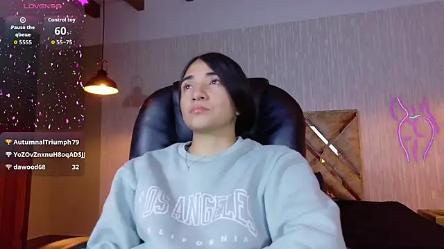 Aurora_jones11's cam snapshot