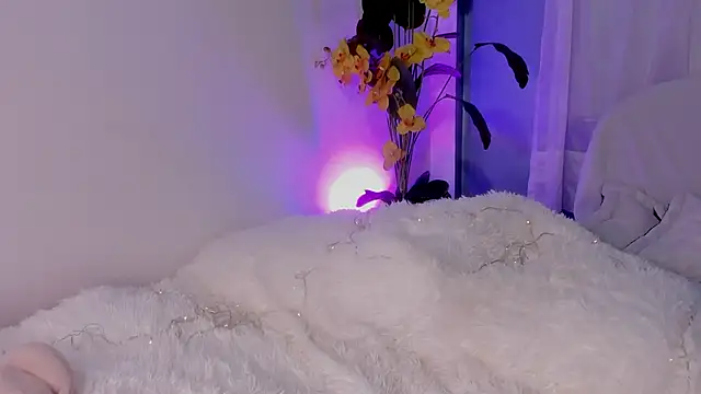 Katee_Crownn's cam snapshot