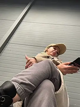 LikaCat's cam snapshot