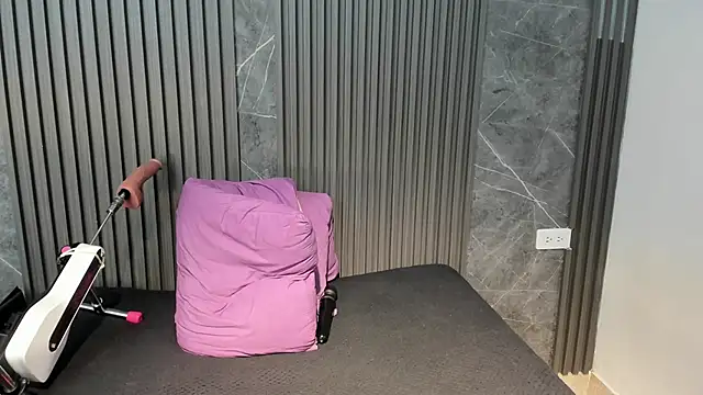 SaraiEvans's cam snapshot