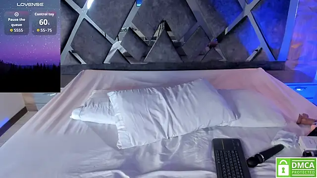 Rose_Evans__'s cam snapshot