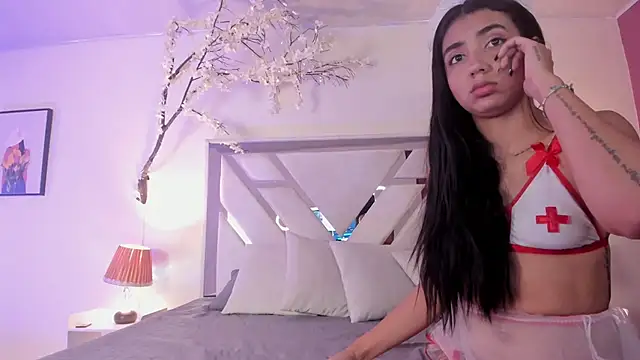 cloe_taylor__'s cam snapshot