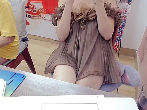 Funnygirl_9x's cam snapshot