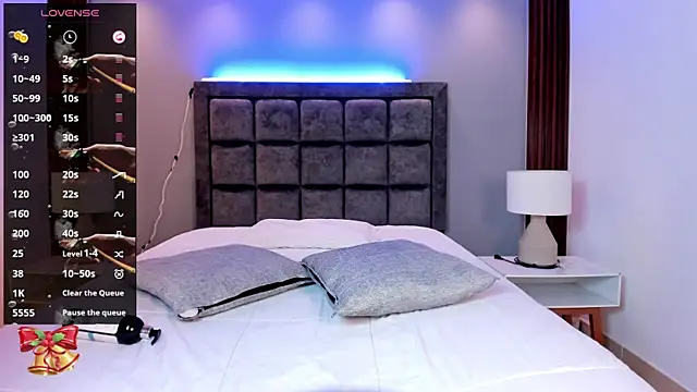 Violet_Anders's cam snapshot