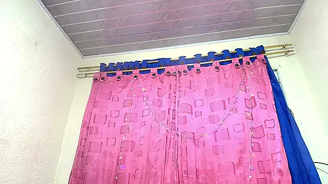 AmmyCutec_'s cam snapshot