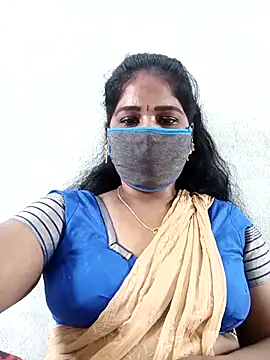 MaaliiiPonuTamil's cam snapshot