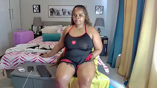 NaughtyKelly28's cam snapshot