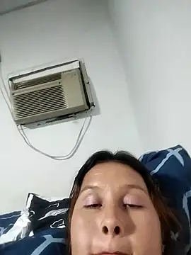 Paola-Lond's cam snapshot