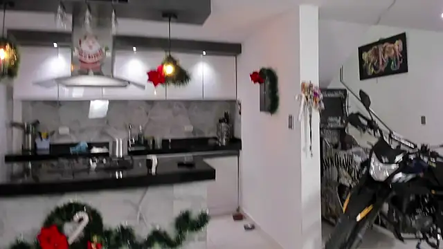 sexy_hot_friends_'s cam snapshot