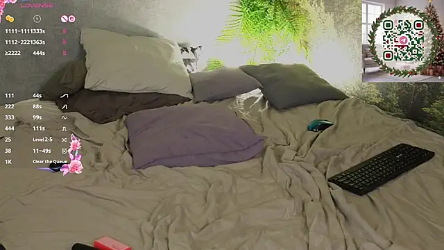 Mary_Walker's cam snapshot