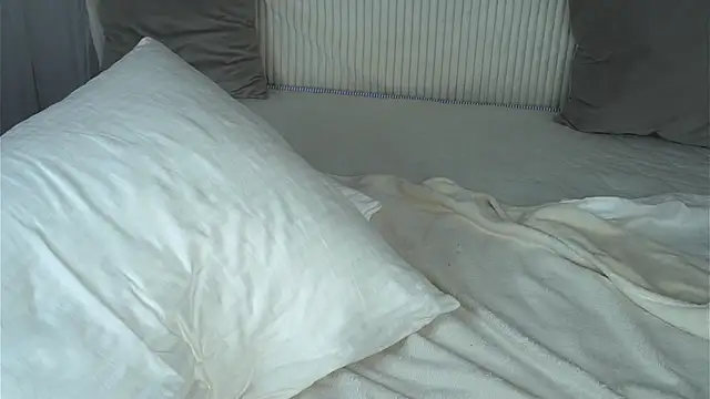 KarriBrownd's cam snapshot