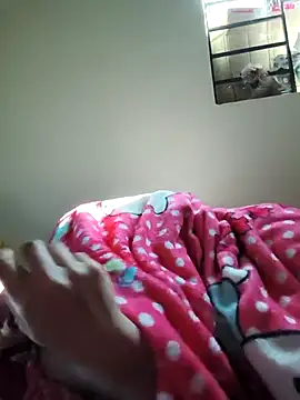 Y-eahi's cam snapshot