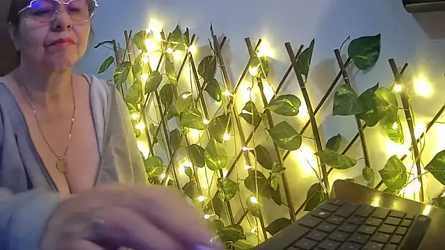 nicoltatiana_'s cam snapshot