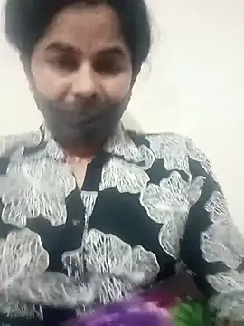 JULEE-740's cam snapshot