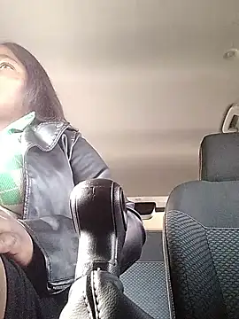 Katie_lips's cam snapshot