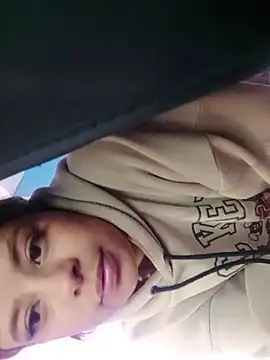 Antonella_Torres2's cam snapshot