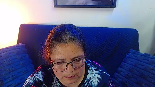 Linda_banks_'s cam snapshot