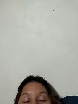 Paola-Lond's cam snapshot