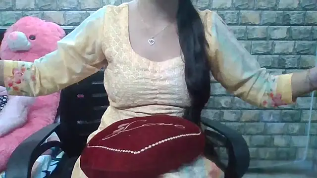 Sexy_iknoor's cam snapshot