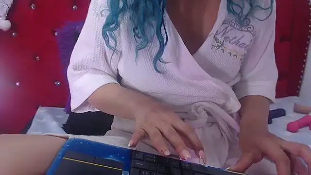 Ariasmithog's cam snapshot