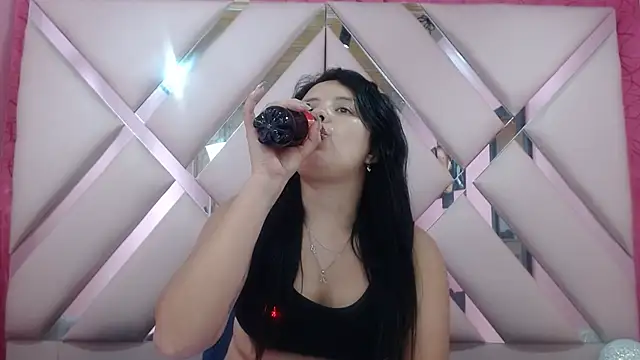 nathaly_low1's web cam