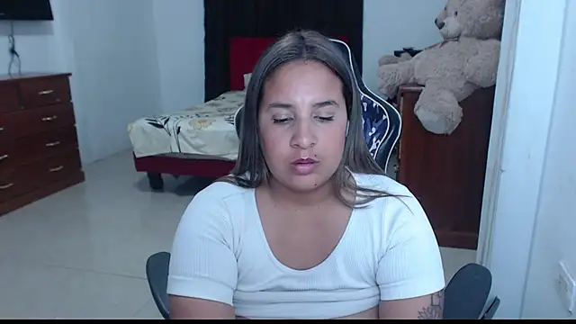 KathyHardcore69's cam snapshot