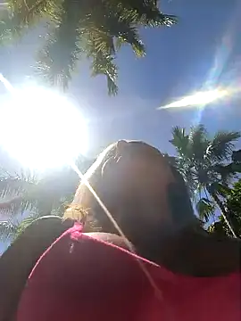 Beverly-hillls's cam snapshot