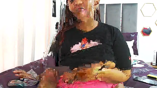 IceBellaCane313's cam snapshot