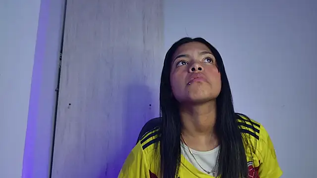 miamiller188's cam snapshot