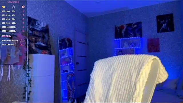 MiraVandee's cam snapshot