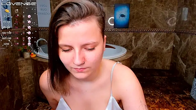 MelindaTin's cam snapshot