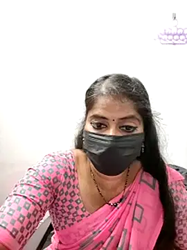 tamil_Sigappu_Roja's cam snapshot