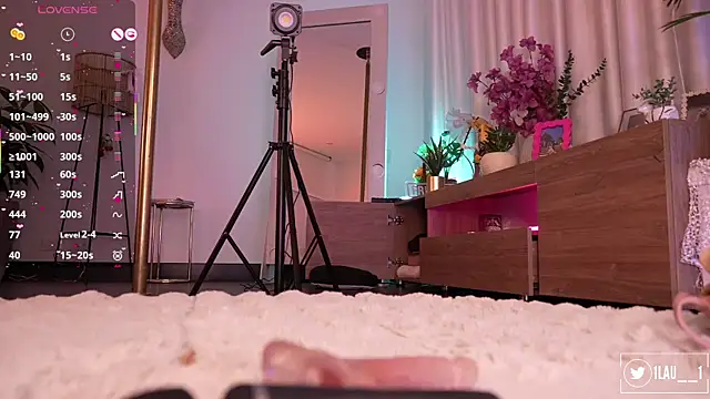 Just__dani's cam snapshot