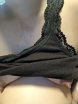 squirtshantal's cam snapshot