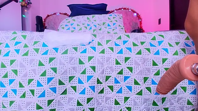 naomi_kyse's cam snapshot