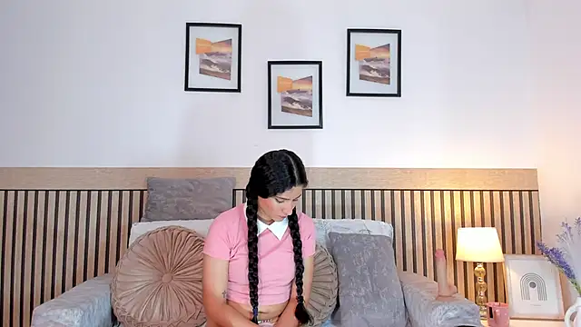 hanna_mils's cam snapshot