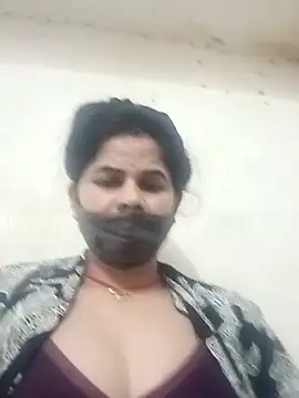 JULEE-740's cam snapshot